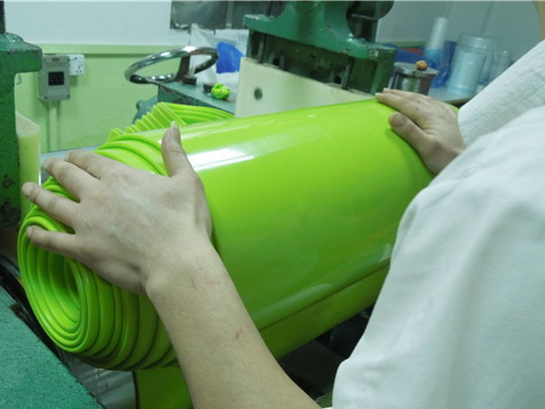 <a href='http://m.jinxiule.com/Helps/dgongshidiboguijiaozh.html' class='keys' title='點擊查看關于硅膠制品廠家的相關信息' target='_blank'>硅膠制品廠家</a> 硅膠制品廠家