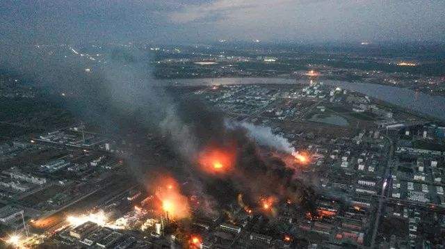 31421fad.jpg 31421fad.jpg